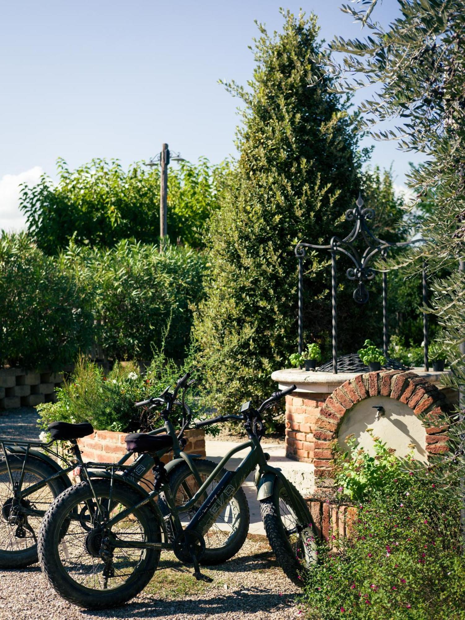 Borgo San Vincenzo Hotel มอนติปุลเชียโน ภายนอก รูปภาพ